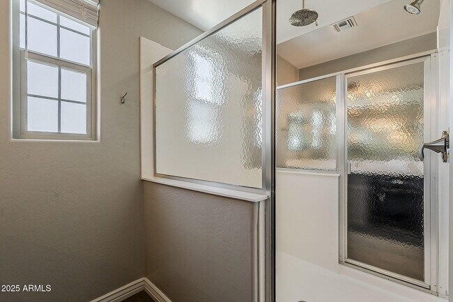 Building Photo - 3310 E Los Gatos Dr