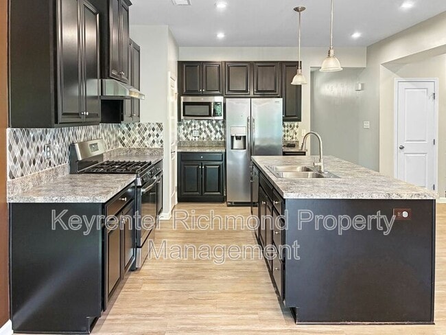 Building Photo - 4333 Kenmare Ln