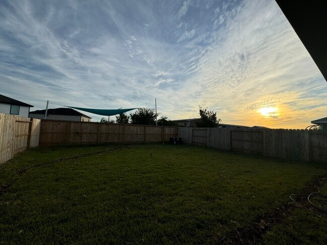 Building Photo - 5608 Madden Ln