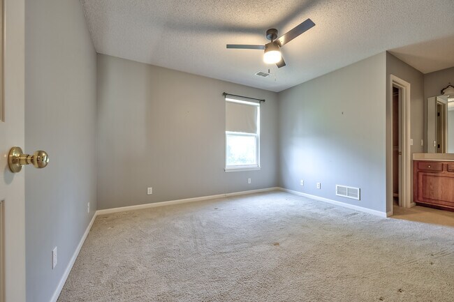 2nd bedroom - 22613 W 72nd Ter