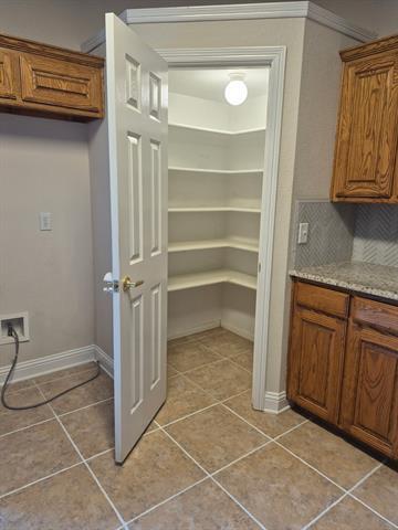 Building Photo - 7205 Hogan Dr
