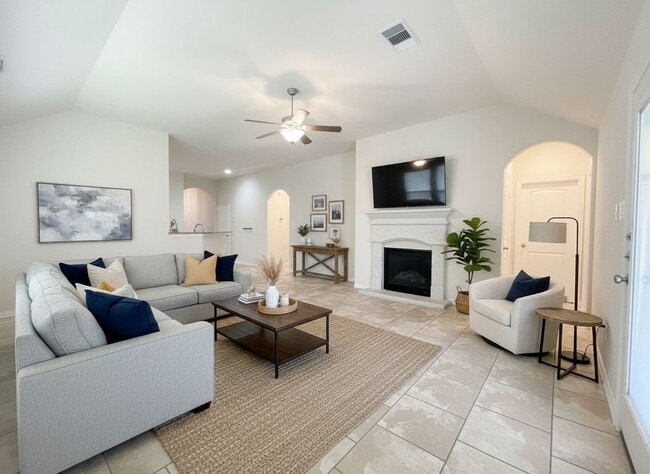 Building Photo - 16702 White Hyacinth Ct