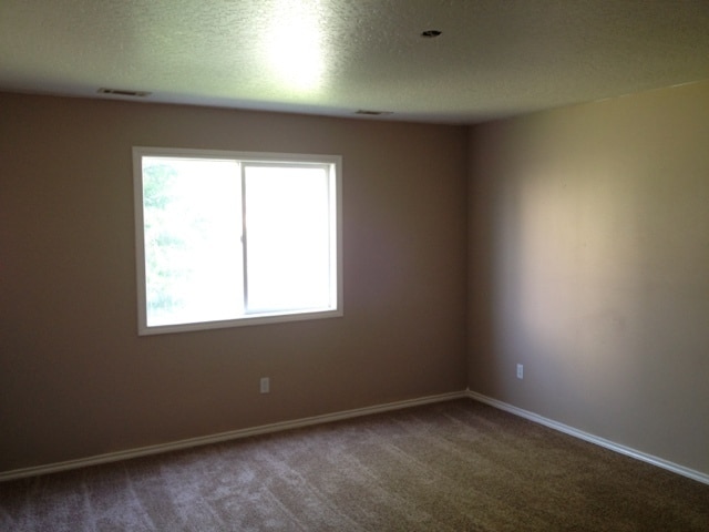 Building Photo - 263 N Sunbird Ave