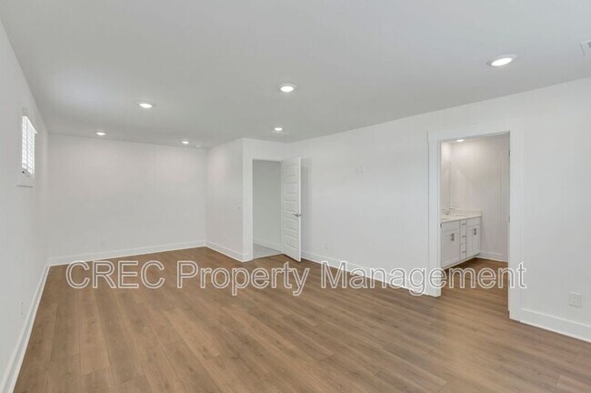 Building Photo - 101 Indigo Cvs Blvd