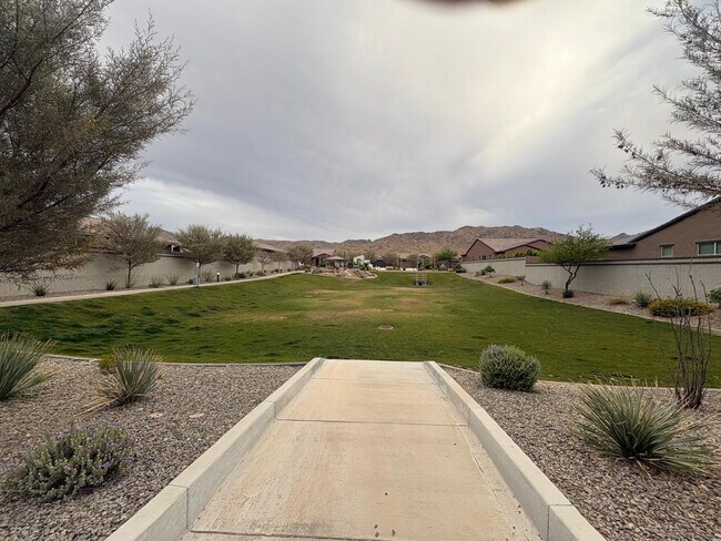 Building Photo - 1649 W la Mirada Dr