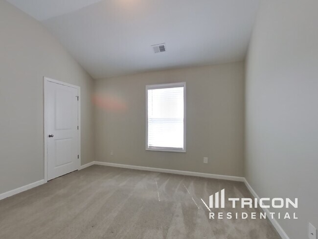 Building Photo - 108 Garner Ln