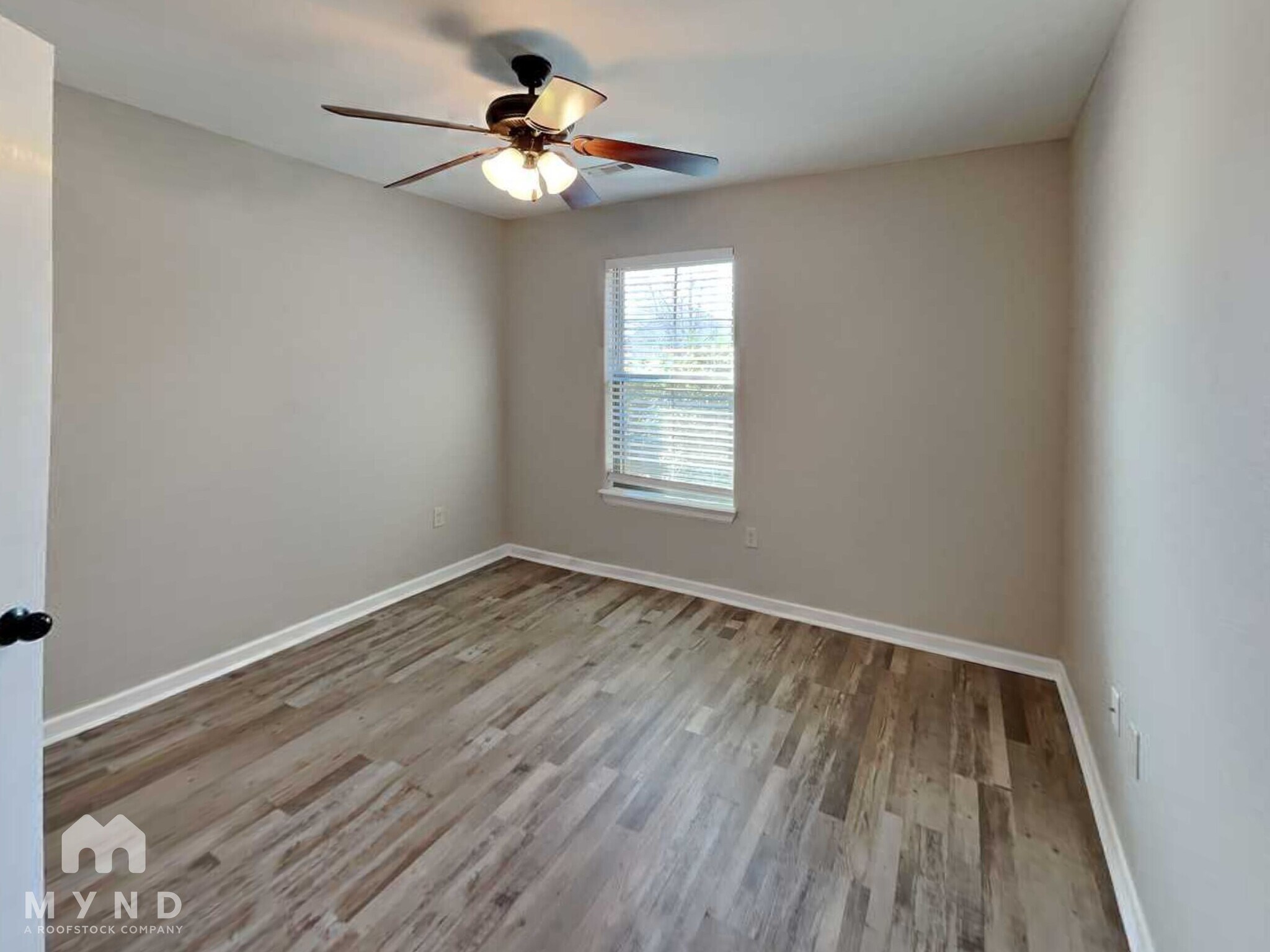 Building Photo - 440 Timber Ridge St