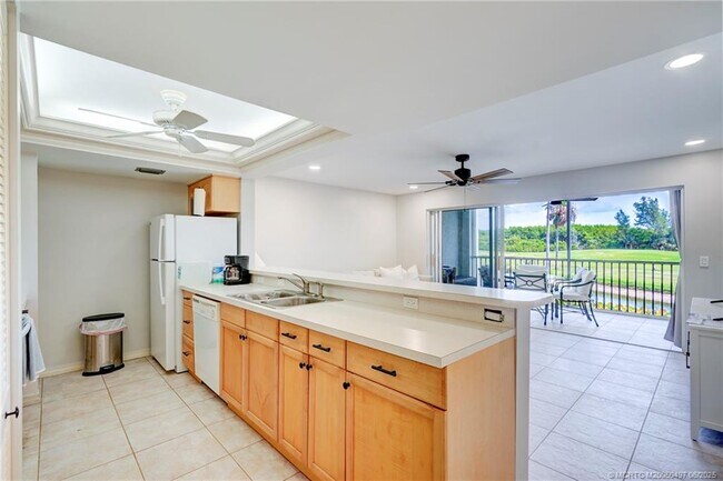 Building Photo - 5539 NE Gulfstream Way