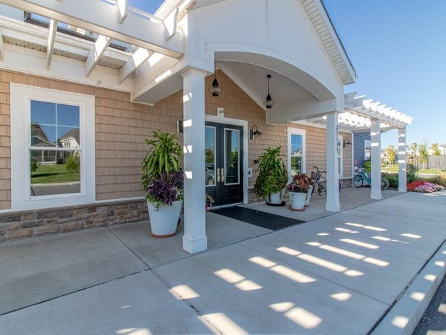 Building Photo - Unfurnished Year-Round Rental: 4BR End-Unit Townhome in Governors Near Downtown Lewes & Bike Trail