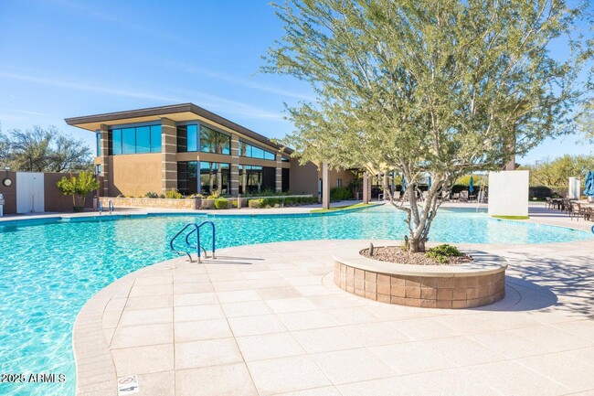 Building Photo - 3551 E Louise Dr