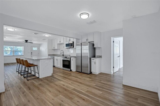 Building Photo - 3700 14th St N