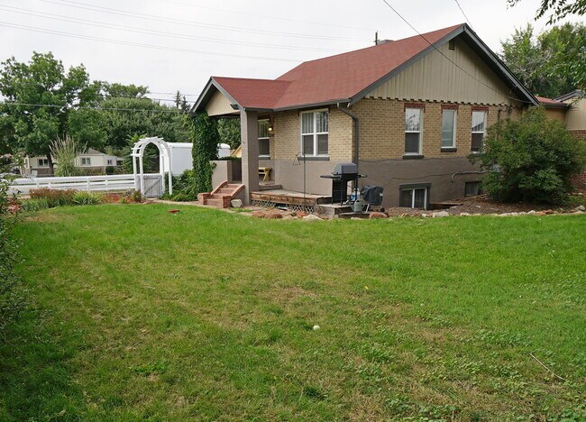 Building Photo - 3395 W 55th Ave