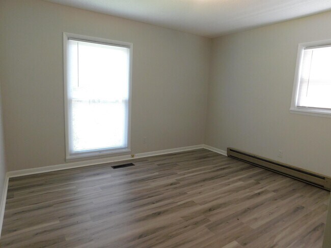 Building Photo - 712 National Dr