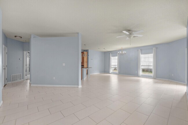 Building Photo - 4596 Hermosa Rd