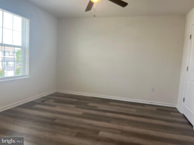 Building Photo - 178 Magellan Dr