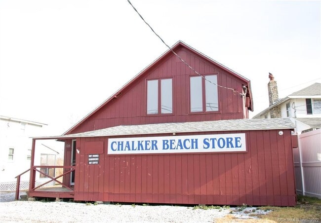 Building Photo - 102 Chalker Beach Rd