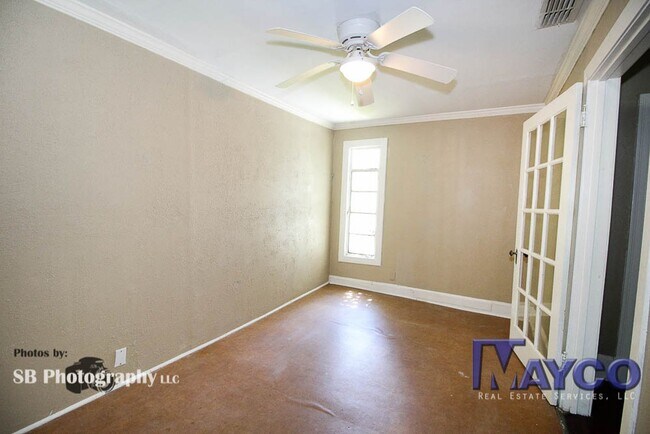 Building Photo - 656 Kirby Pl