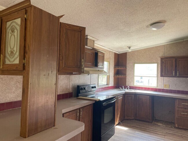 Building Photo - 3 BR 2 Bath 1,904 sq ft doublewide Mobile ...