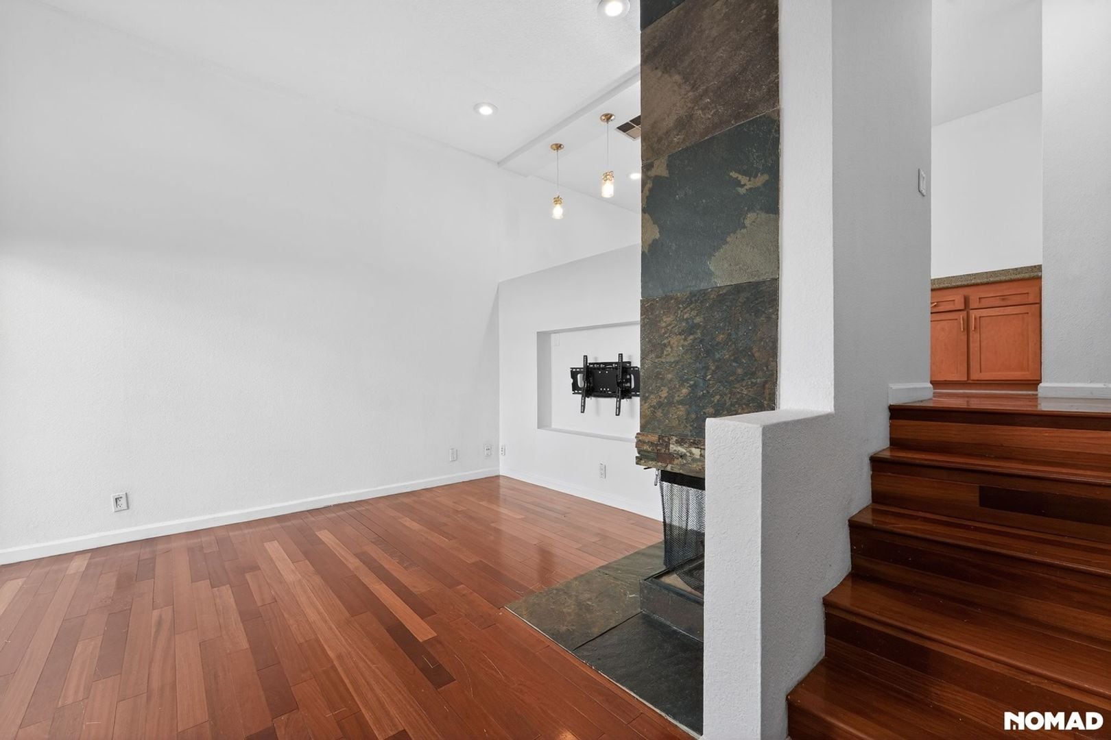 Building Photo - 27609 Nugget Dr