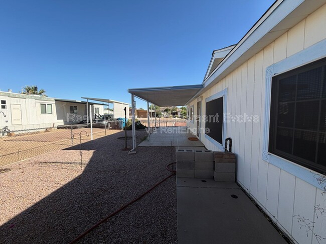 Building Photo - 1514 E Muriel Dr