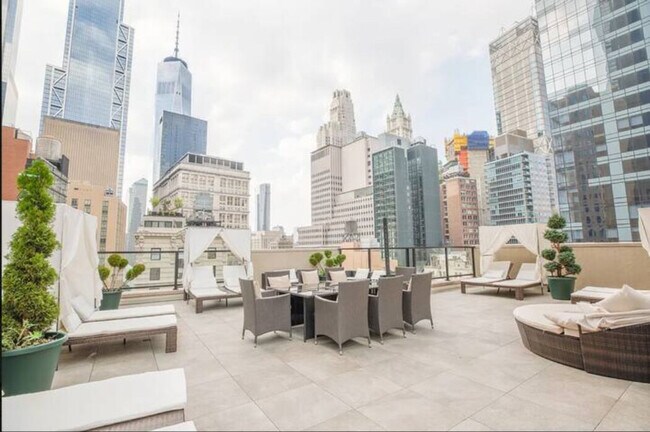 Building Photo - 134-136-136 Fulton St