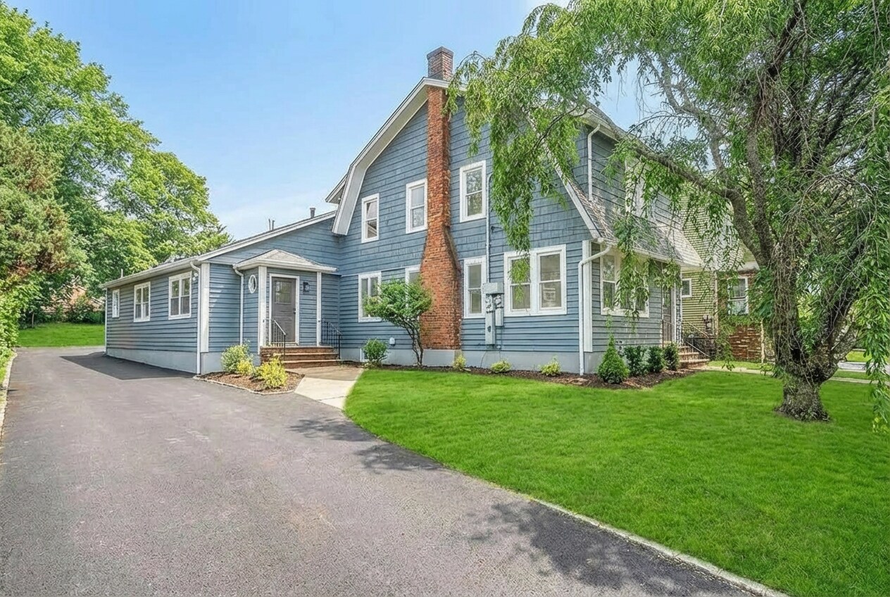 Building Photo - 315 Park Ave