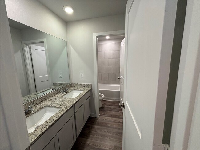 Building Photo - 5703 Blue Grama Dr