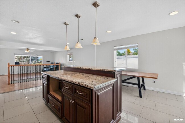 Building Photo - 7882 Elder Cir