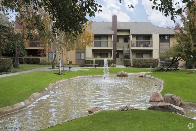 Pond - Park Lakewood Apartments