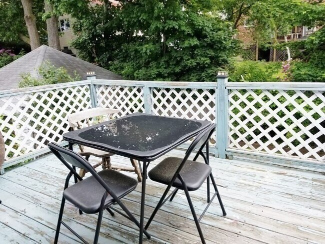 Building Photo - 93 Carroll St