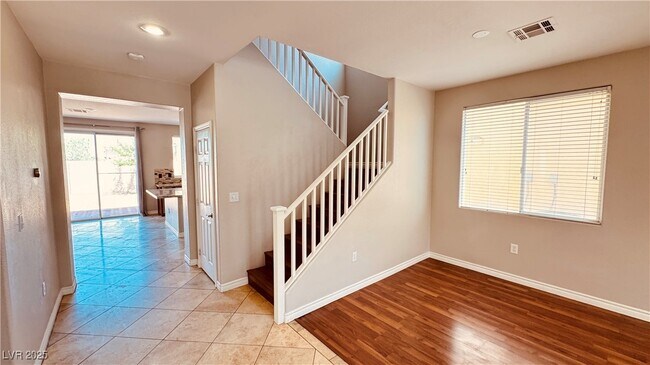 Building Photo - 166 Lenape Heights Ave