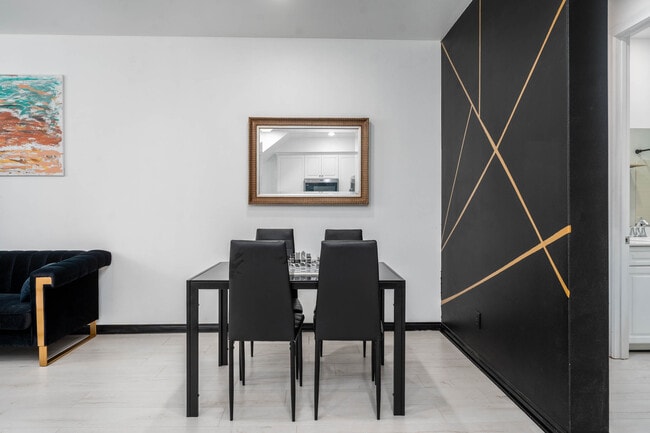 Building Photo - 7225 N Cedar Rd