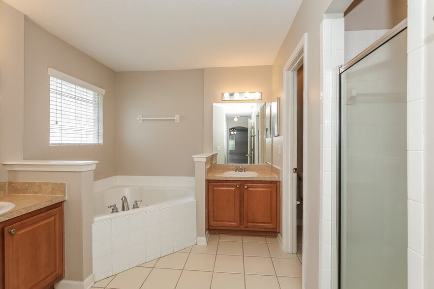 Building Photo - 14081 Bradley Cove Rd
