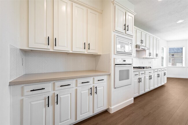 Building Photo - 17314 Laguna Trail Dr