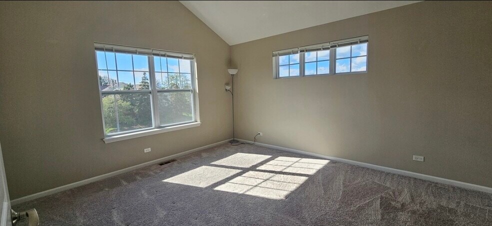 Building Photo - 210 Timberleaf Cir