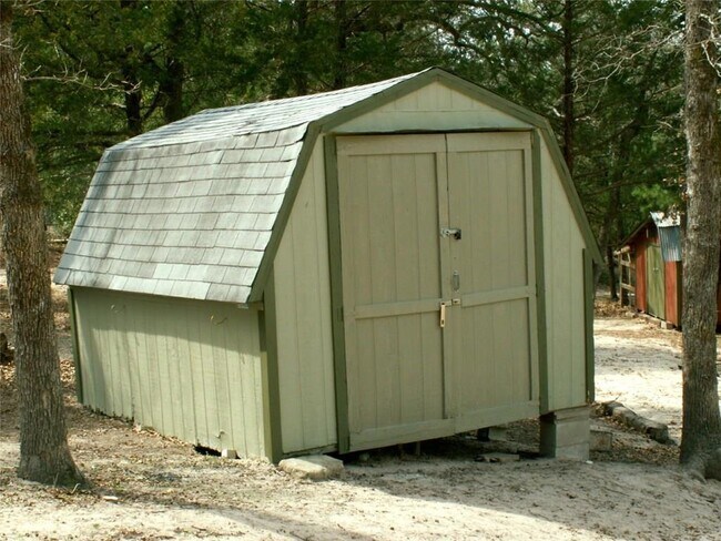 Building Photo - 143 Old Piney Trail