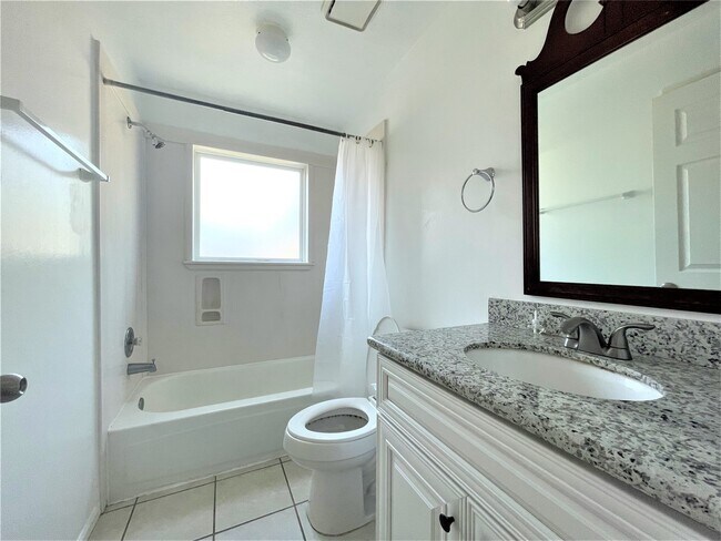 Building Photo - 834 Island Meadow Ct