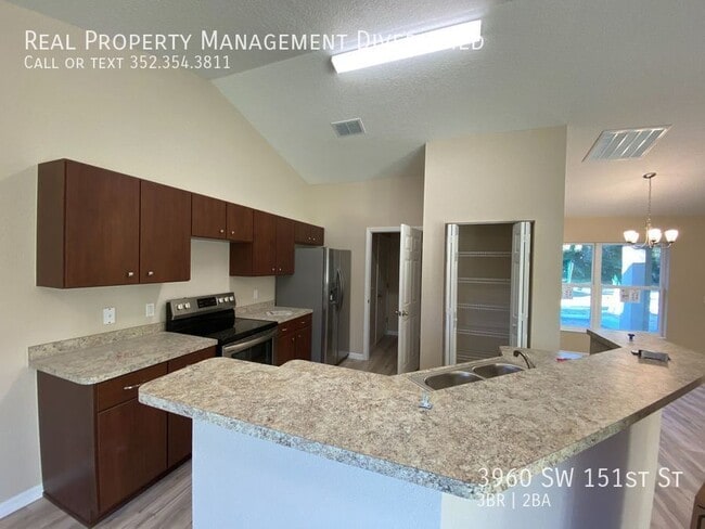 Building Photo - 3960 SW 151st St