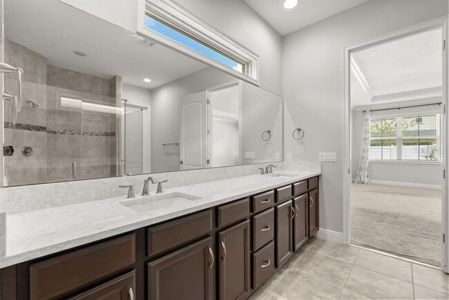 Building Photo - 14085 Alafaya Oak Bnd