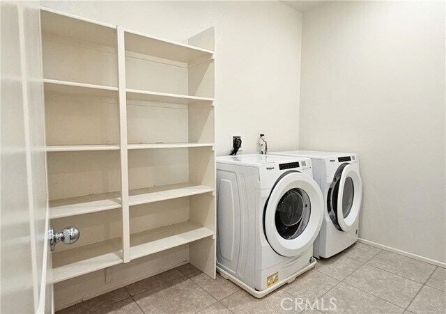Building Photo - 5362 Malibu Way