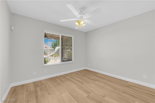 Building Photo - 8112 Tropic Isle Cir