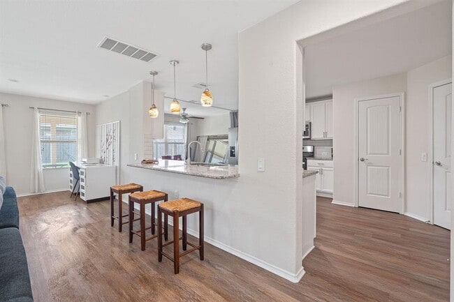 Building Photo - 3508 Breckenridge Dr