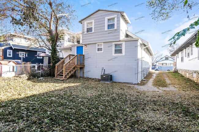 Building Photo - 4108 College Ave