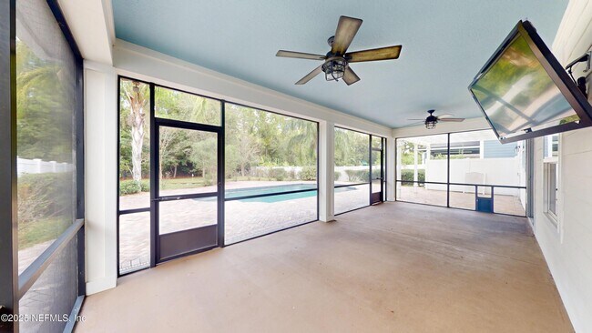 Building Photo - 415 Fever Hammock Dr