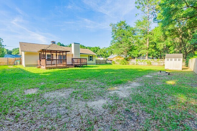 Building Photo - 317 Springwood Cir