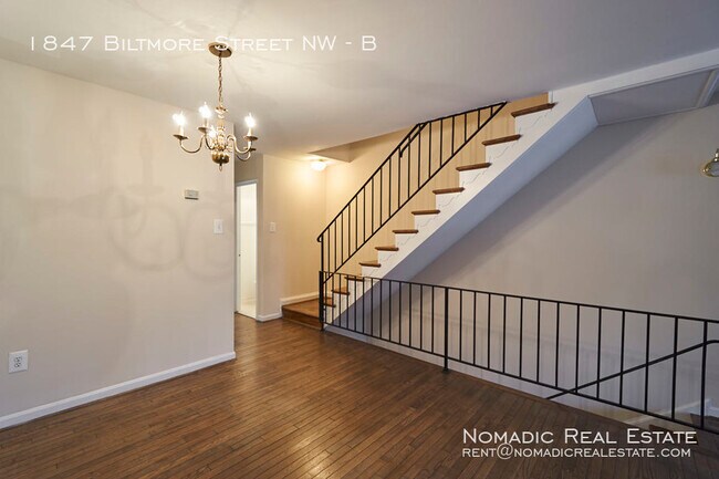 Building Photo - 1847 Biltmore St NW