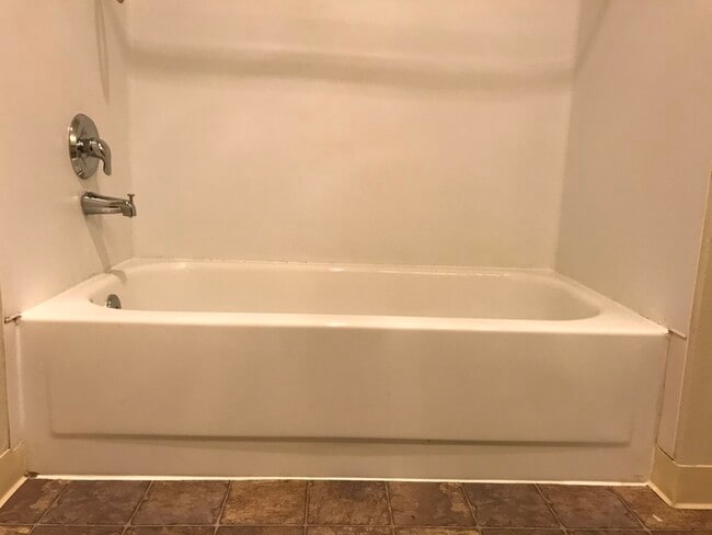 Building Photo - 5300 Harbour Pointe Blvd