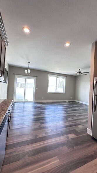 Building Photo - 2830 Blackwood