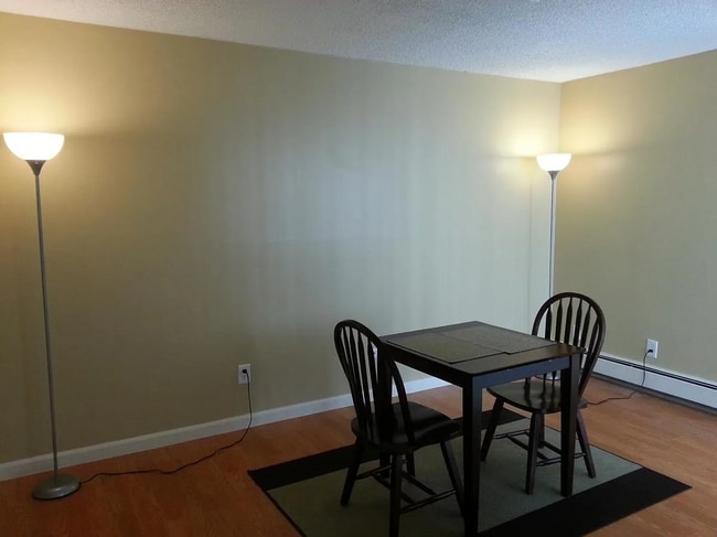 Building Photo - Beautiful 2BR/2BA Condo with Pools, Parking & Great Amenities!