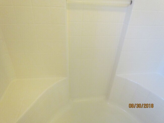 Building Photo - Beautiful 3 bed 2 bath in the popular Paramount community
